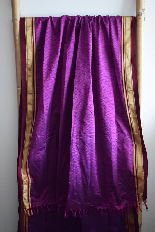 Wine Khun Dupatta
