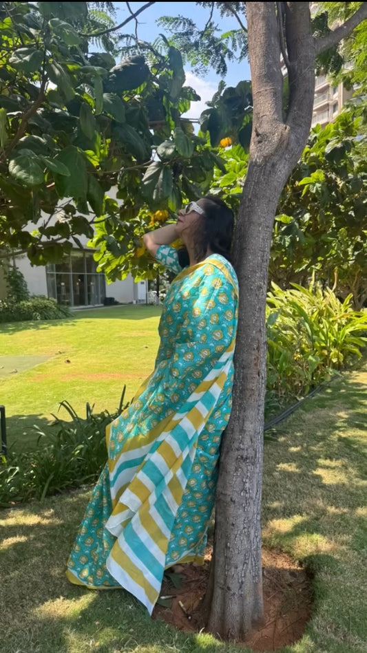 Turquoise Printed Mul Cotton Saree