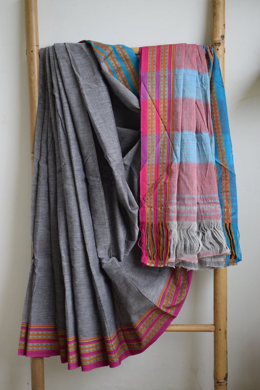 Grey Pattada Anchu Cotton Saree with Gomedadi Border