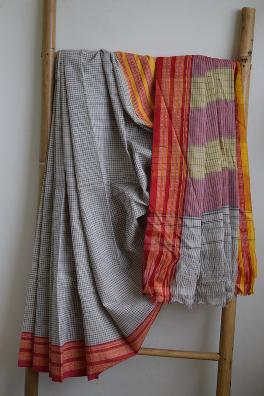 White Pattada Anchu Cotton Saree with Gomedadi Border