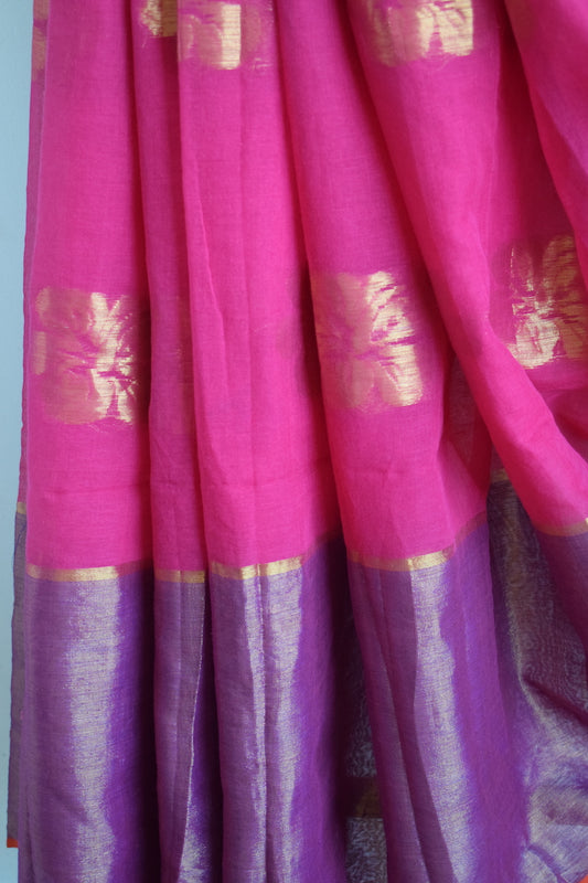 Rani Pink Hibiscus weaving Mul Cotton Saree with tassels