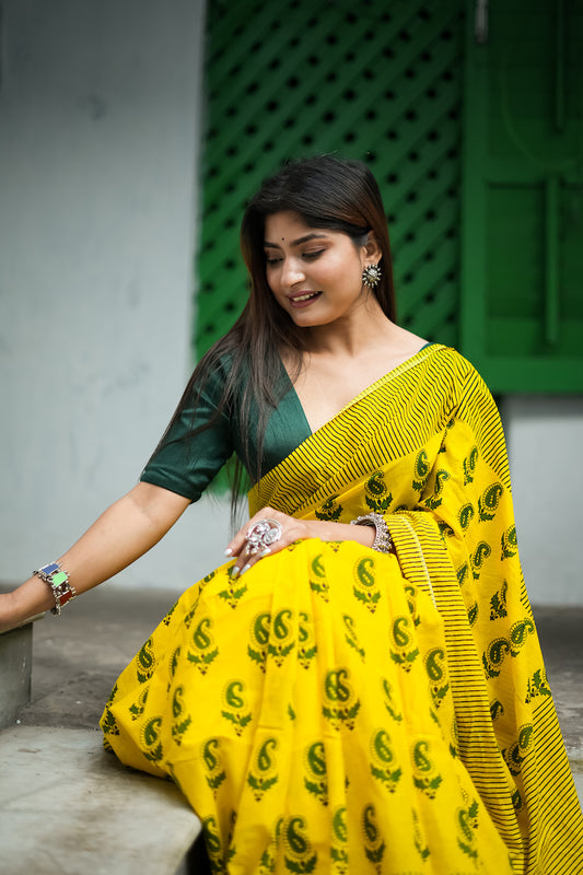Yellow Printed Mul Cotton Saree