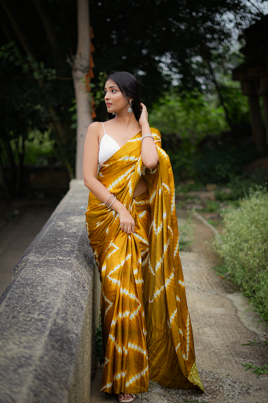 Peanut Brown Lehariya Modal Silk Shibori Saree