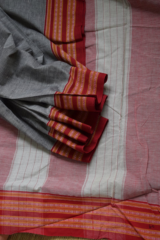 Grey Pattada Anchu Cotton Saree with Gomedadi Border
