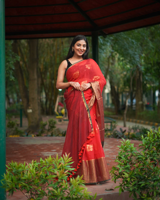 Red Hibiscus weaving Mul Cotton Saree with tassels
