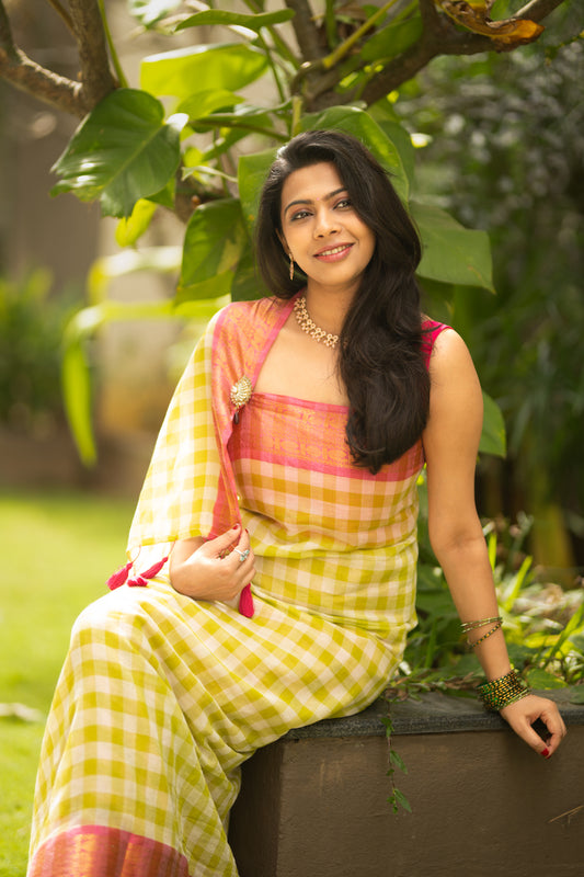 Green & White Checks Mul Cotton Saree with border