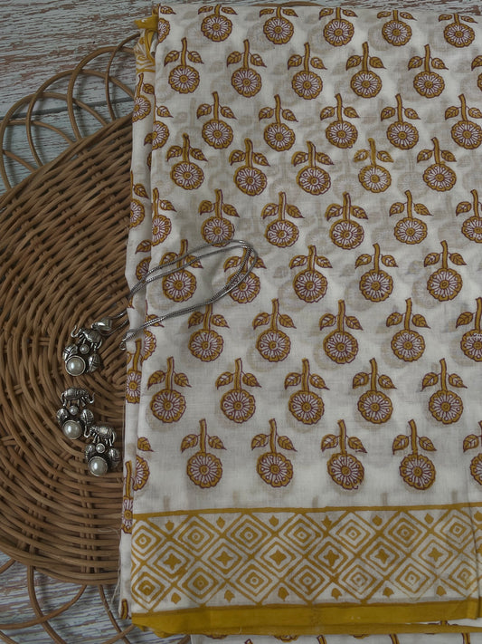 Jaaji - Buy Mul Cotton Saree & Get Jewelry Set Free