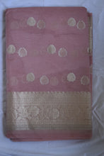 Load image into Gallery viewer, Baby Pink Kora Organza Buti Benarasi Saree
