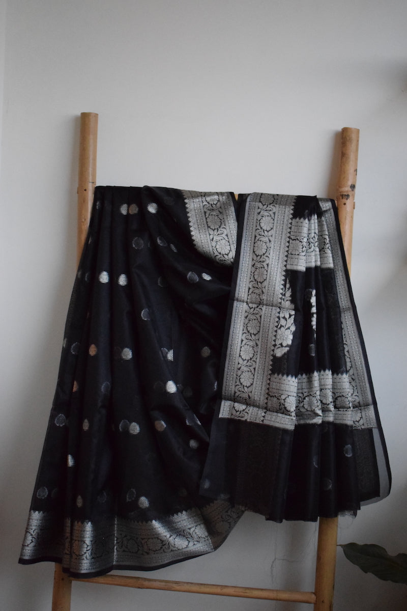 Black Kora Organza Buti Benarasi Saree