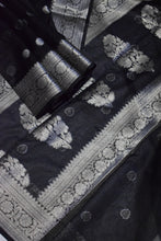 Load image into Gallery viewer, Black Kora Organza Buti Benarasi Saree
