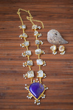 Load image into Gallery viewer, Seashell Jewelry Set with Blue Stone Pendant
