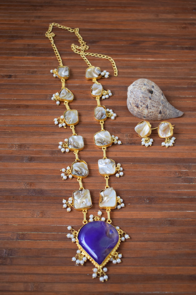 Seashell Jewelry Set with Blue Stone Pendant