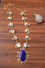 Load image into Gallery viewer, Seashell Jewelry Set with Blue Stone Pendant

