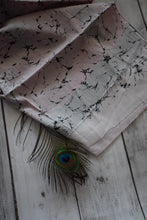 Load image into Gallery viewer, Fuchsia Printed Mul Cotton Saree
