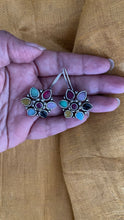 Load image into Gallery viewer, Stone Flower Earrings
