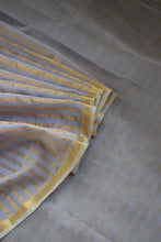 Load image into Gallery viewer, Lavender Maheshwari Silk Cotton Saree
