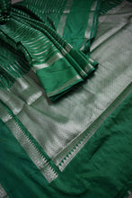 Load image into Gallery viewer, Leaf Green Benarasi Katan Warm Silk Saree
