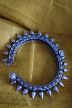 Load image into Gallery viewer, Oxidised Adjustable Bangle
