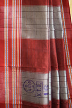 Load image into Gallery viewer, Maroon Gomedadi Ilkal Cotton Saree
