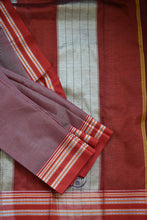 Load image into Gallery viewer, Maroon Gomedadi Ilkal Cotton Saree
