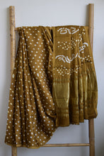 Load image into Gallery viewer, Peanut Brown Modal Silk Bandhani Saree
