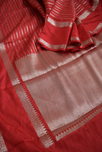 Load image into Gallery viewer, Red Benarasi Katan Warm Silk Saree
