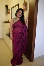 Load image into Gallery viewer, Wine Plain Cotton Saree
