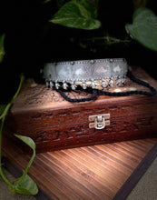 Load image into Gallery viewer, Oxidised Chocker
