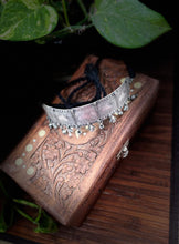 Load image into Gallery viewer, Oxidised Chocker
