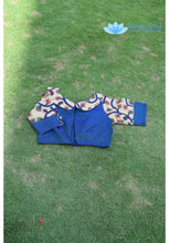 Load image into Gallery viewer, Cotton Silk Blouse
