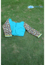 Load image into Gallery viewer, South Cotton Blouse
