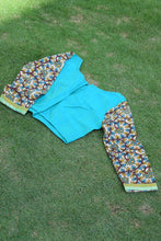 Load image into Gallery viewer, South Cotton Blouse
