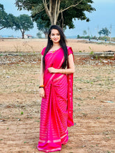Load image into Gallery viewer, Rani Pink Benarasi Katan Warm Silk Saree
