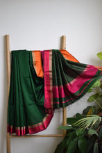 Load image into Gallery viewer, Leaf Green Maheshwari Silk Cotton Saree
