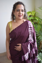 Load image into Gallery viewer, Mocha Brown Modal Silk Shibori Saree
