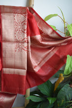 Load image into Gallery viewer, Red Benarasi Linen Saree
