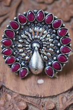 Load image into Gallery viewer, Peacock Finger Ring
