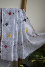 Load image into Gallery viewer, White Silk Cotton Jamdani Saree
