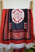 Load image into Gallery viewer, White Bagru Printed Mul Cotton Saree
